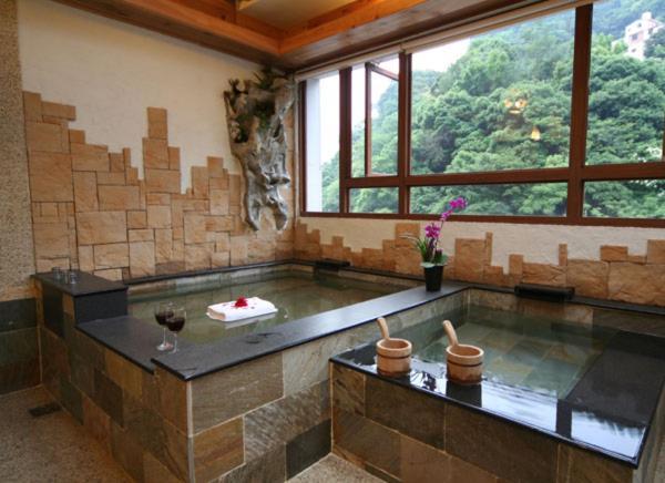 Chief Villa Hot Spring Resort Renai Extérieur photo