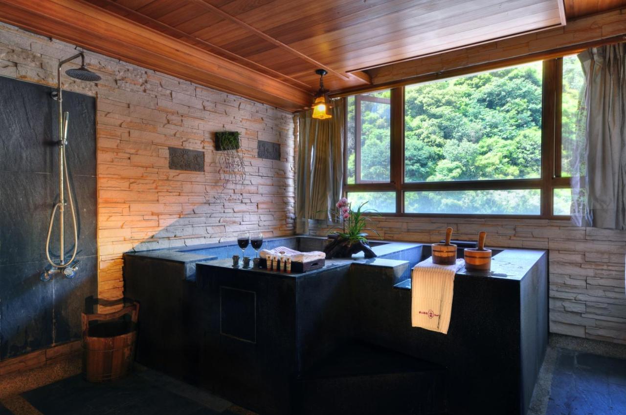 Chief Villa Hot Spring Resort Renai Extérieur photo